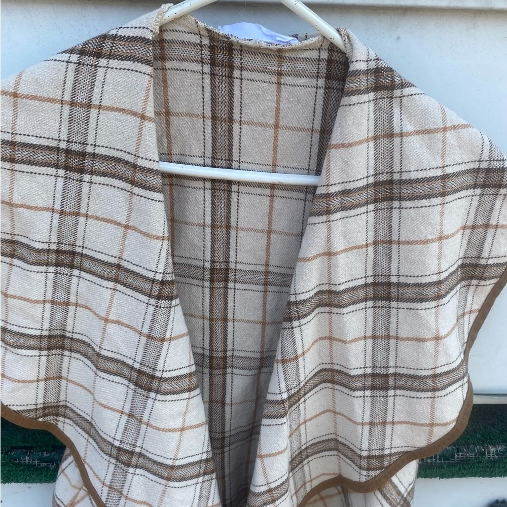 Preowned women’s luxology vest size small